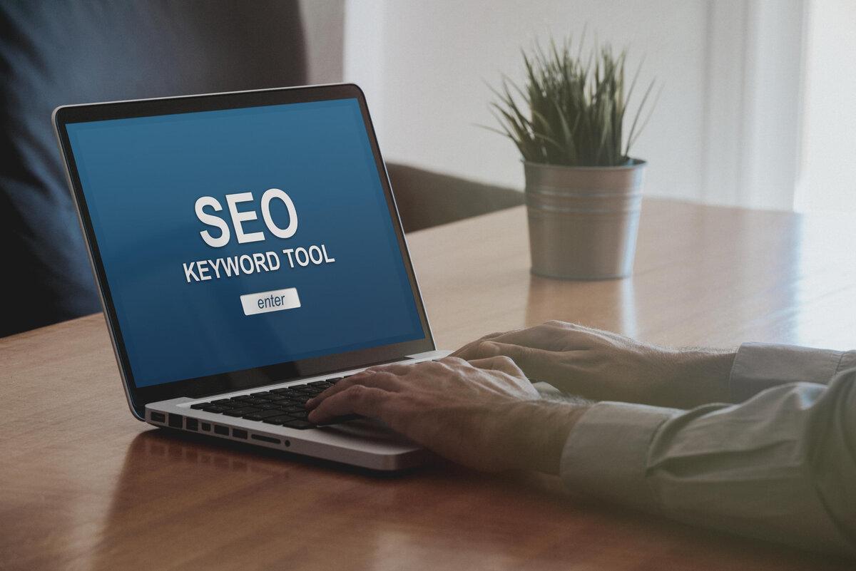 SEO site prezentare București